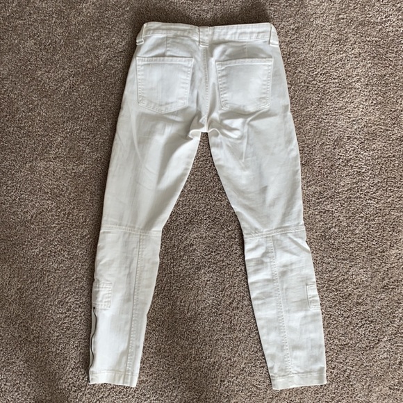 Vince cropped jeans with beautiful zip detail-size 24 - Picture 2 of 3